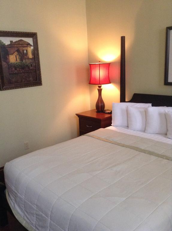 The Prytania Oaks Nova Orleães Quarto foto
